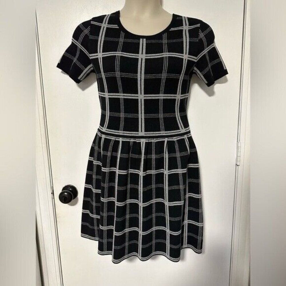 Romeo Juliet Couture Womens Sweater Dress Sz Large Black Gray Short Sleeve #0049